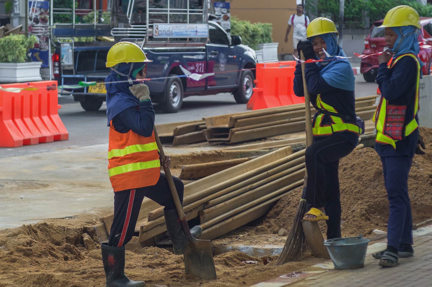 Does Your Construction Company Work Well With Subcontractors? | An ASL Builders Phuket Blog